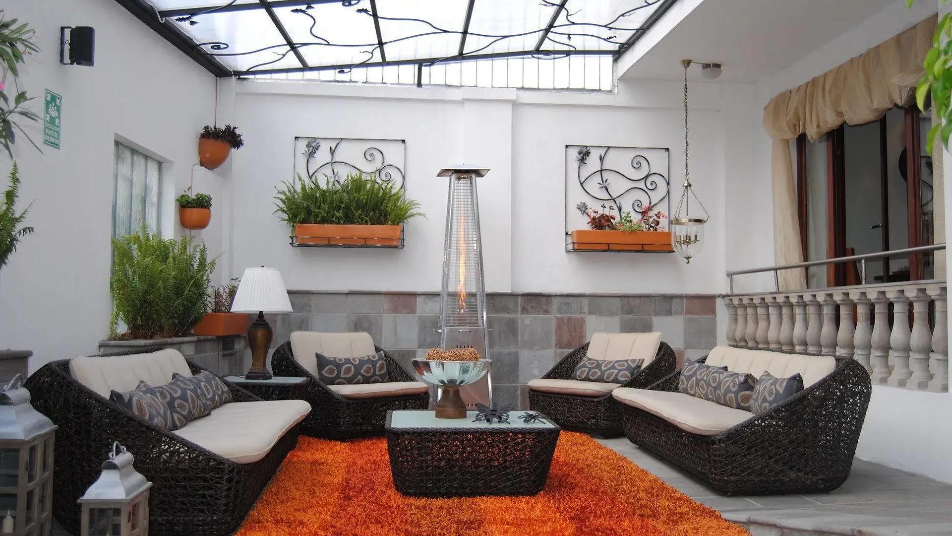Ikala Quito Hotel 4*,